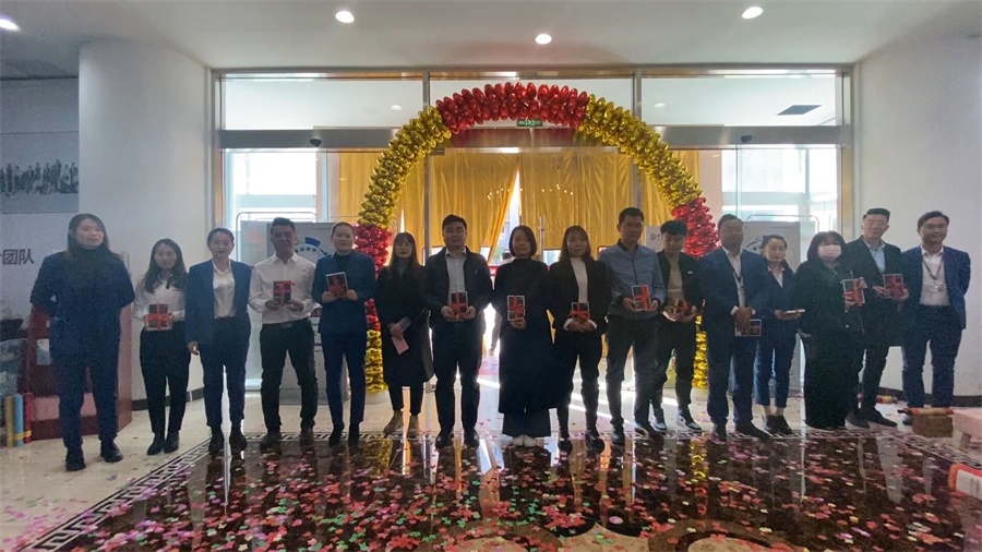 昌禾裝飾丨10月總結(jié)表彰暨11月活動啟動大會圓滿結(jié)束！一起領(lǐng)盲盒啦~