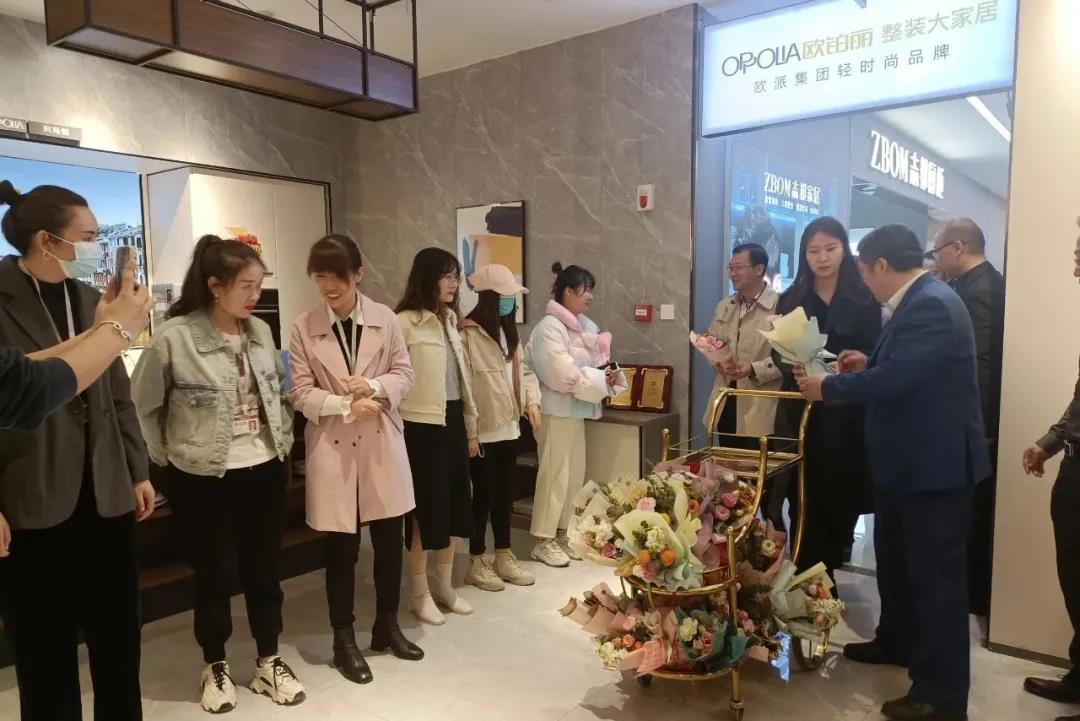 昌禾裝飾丨特別的愛給特別的你，對你的“愛”從未缺席~